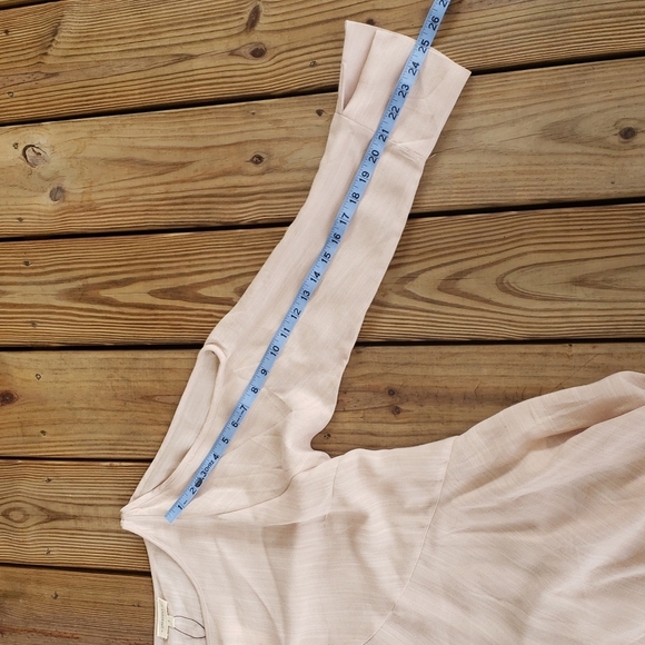 Crescent cold shoulder trapez tunic size Small - Picture 5 of 10